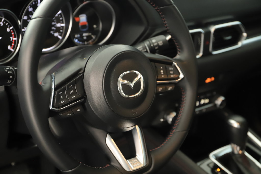 Used 2024 MAZDA CX-5 Carbon Edition AWD/4WD image 16