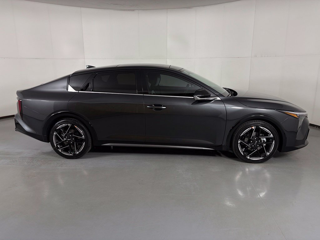 New 2026 Kia K4 GT-Line FWD image 9