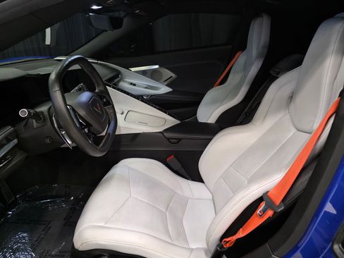 Used 2020 Chevrolet Corvette Stingray Preferred Cpe w/ 2LT Preferred Equipment Group RWD image 18