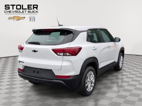 Used 2023 Chevrolet TrailBlazer LS AWD/4WD image 5