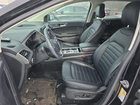 Used 2024 Ford Edge SEL w/ Convenience Package image 17