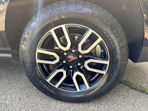 Used 2022 GMC Yukon AT4 w/ Max Trailering Package AWD/4WD image 29