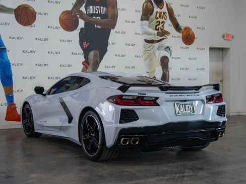 Used 2023 Chevrolet Corvette Stingray Coupe RWD image 18