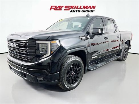 Used 2023 GMC Sierra 1500 Elevation w/ Elevation Premium Package image 3