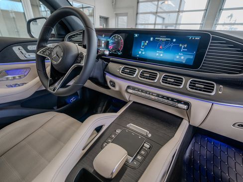 New 2026 Mercedes-Benz GLE 450 4MATIC Coupe image 19