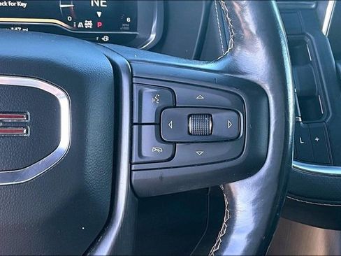 Used 2022 GMC Yukon XL AT4 w/ AT4 Premium Plus Package image 12