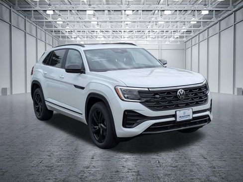 New 2026 Volkswagen Atlas Cross Sport SEL R-Line AWD/4WD image 7