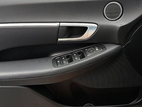 New 2026 Hyundai Sonata SEL FWD image 16
