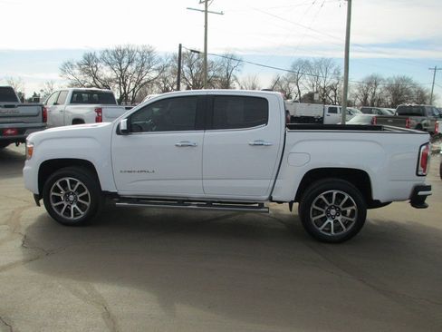 Used 2021 GMC Canyon Denali image 9