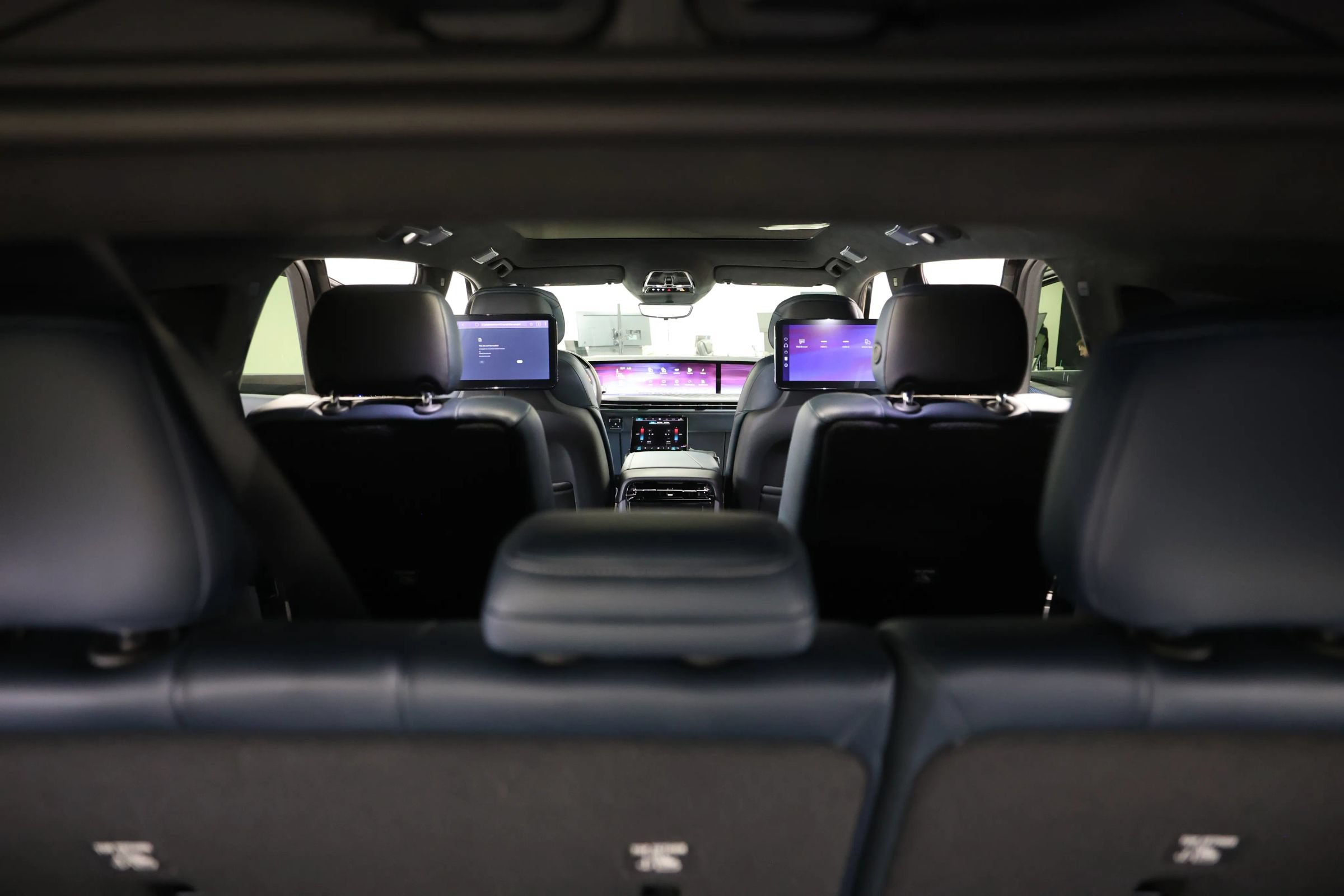 Used 2025 Cadillac Escalade IQ Sport 2 AWD/4WD image 73