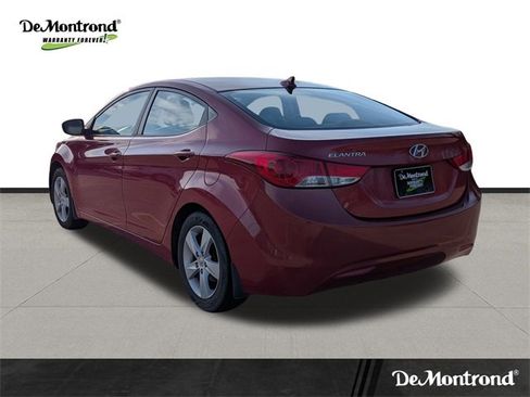 Used 2013 Hyundai Elantra GLS image 7