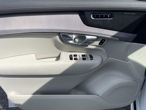 New 2026 Volvo XC90 T8 Ultra w/ Protection Package Premier image 22