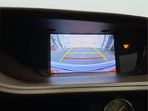 Used 2016 Lexus ES 350 w/ Luxury Package w/Wood Trim image 16