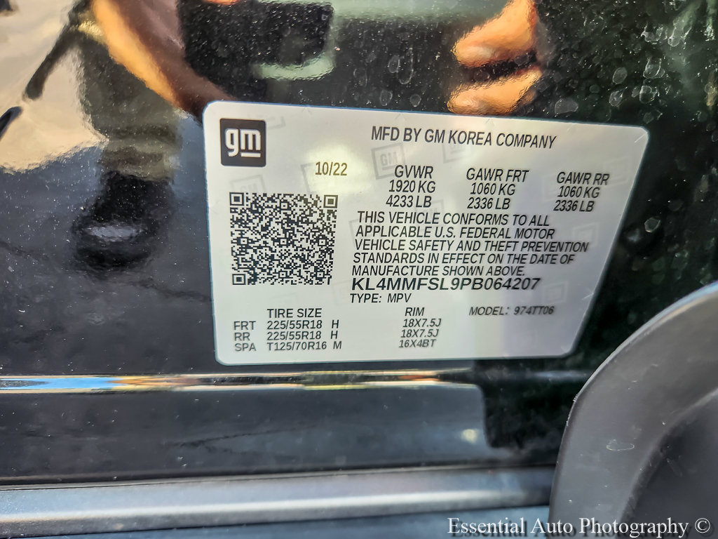 Used 2023 Buick Encore GX Essence w/ Experience Buick Package FWD image 25
