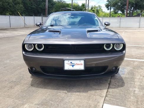 Used 2020 Dodge Challenger SXT w/ Blacktop Package RWD image 2