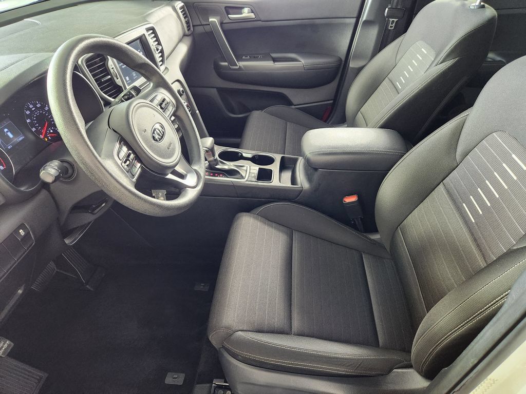 Used 2019 Kia Sportage LX w/ Option Group 017 FWD image 12