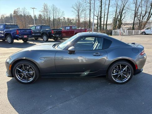 Used 2019 MAZDA MX-5 Miata RF Grand Touring w/ Appearance Package image 26