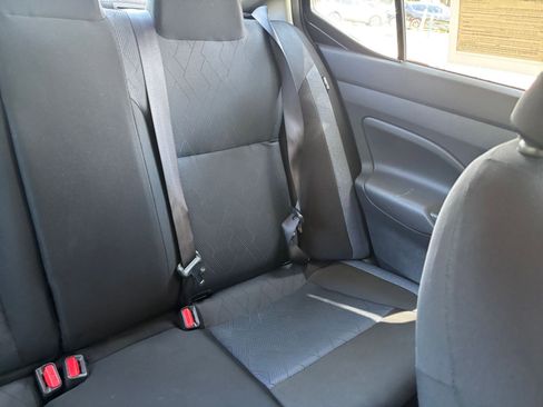 Used 2025 Nissan Versa SV FWD image 37