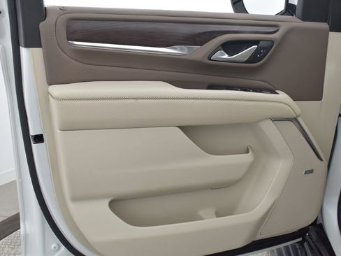 Used 2022 GMC Yukon Denali w/ Max Trailering Package image 13