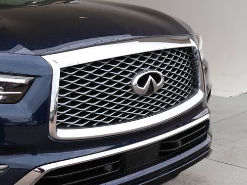 Certified 2023 INFINITI QX80 Sensory w/ Cargo Package AWD/4WD image 12