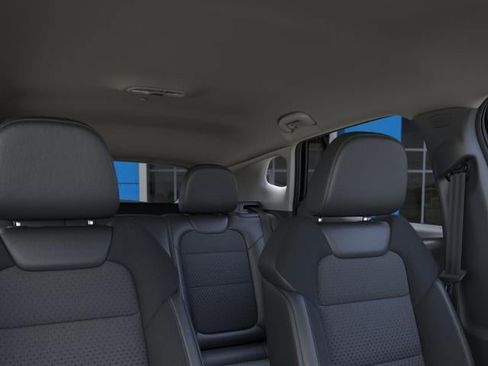 New 2026 Chevrolet Trax LT w/ Midnight Edition FWD image 24