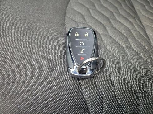 Used 2020 Chevrolet Equinox LT AWD/4WD image 32