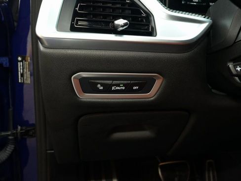 Used 2024 BMW X7 M60i image 25