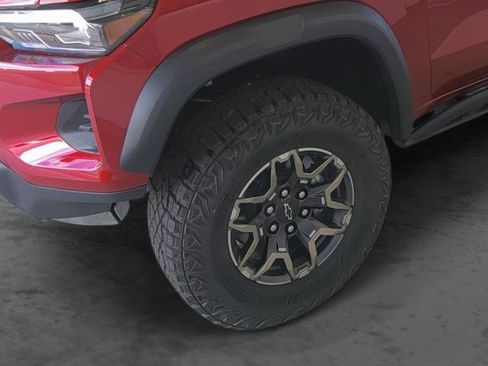 New 2026 Chevrolet Colorado ZR2 w/ Technology Package AWD/4WD image 7