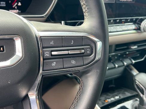 Used 2023 GMC Canyon Denali AWD/4WD image 19