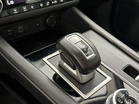 Used 2022 Mitsubishi Outlander SE AWD/4WD image 24