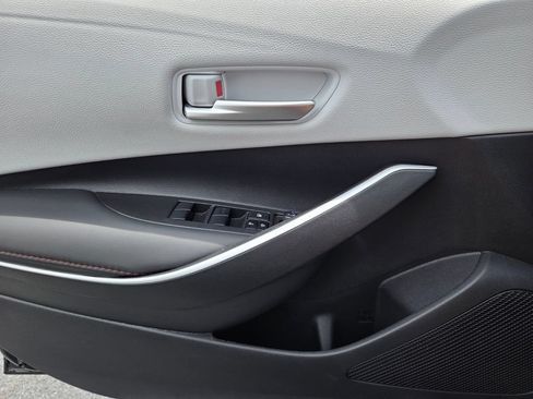 Certified 2025 Toyota Corolla SE FWD image 27