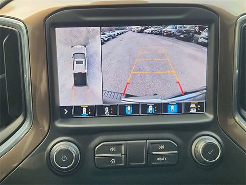 Used 2021 Chevrolet Silverado 1500 High Country w/ Technology Package image 15