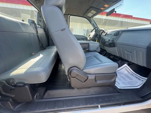 Used 2011 Ford F550 4x4 SuperCab Super Duty w/ PWR Equipment Group image 10