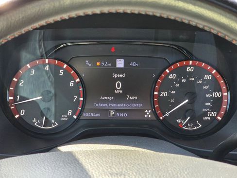 Used 2021 Nissan Titan PRO-4X w/ Pro-4x Convenience Package AWD/4WD image 26
