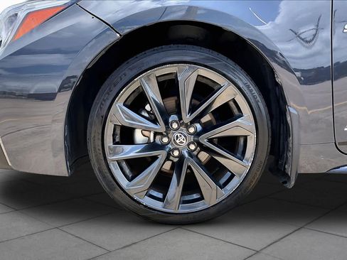 Used 2024 Toyota Corolla SE FWD image 11