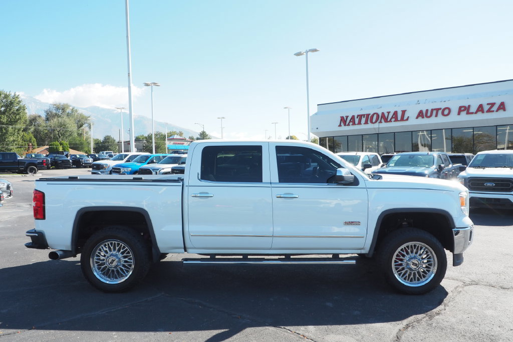 Used 2014 GMC Sierra 1500 SLT w/ All-Terrain Package AWD/4WD image 4