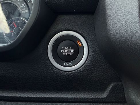 Used 2023 RAM 1500 Laramie image 29