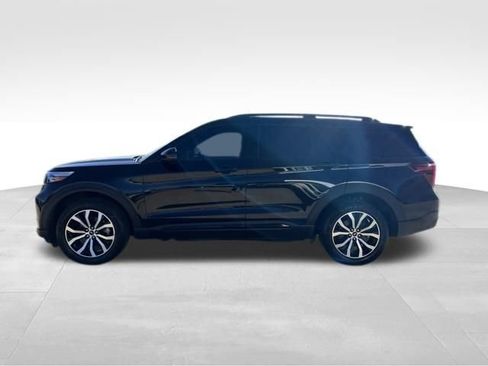 Used 2020 Ford Explorer ST w/ Premium Technology Package image 3