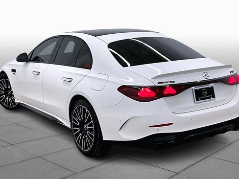 Used 2026 Mercedes-Benz E 53 AMG e 4MATIC Sedan image 12