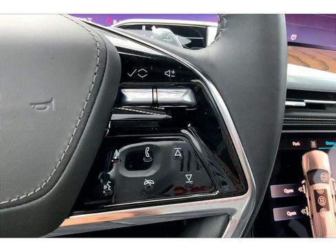Used 2025 Cadillac Escalade Sport Platinum w/ LPO, ONYX Package AWD/4WD image 21
