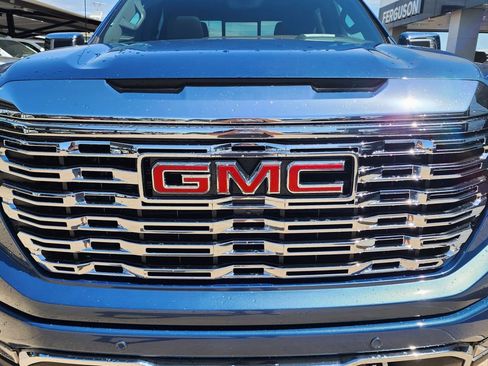New 2026 GMC Sierra 1500 Denali AWD/4WD image 9