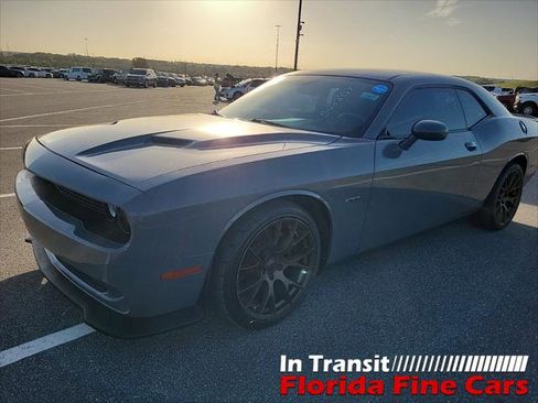 Used 2017 Dodge Challenger R/T w/ Driver Convenience Group RWD image 2