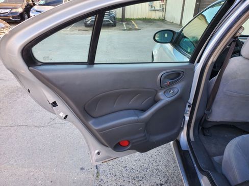 Used 2004 Pontiac Grand Am GT image 22