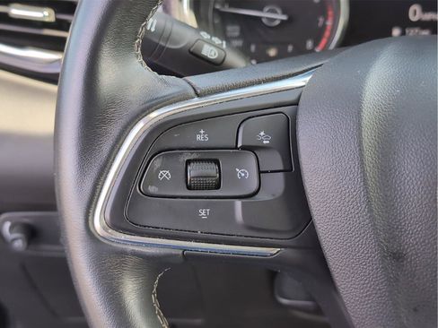 Used 2023 Buick Encore GX Select image 25