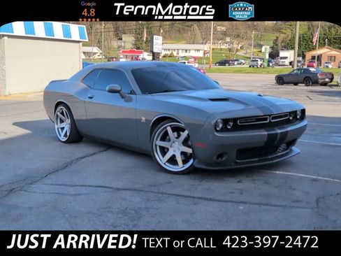 Used 2018 Dodge Challenger R/T Scat Pack w/ Driver Convenience Group image 1