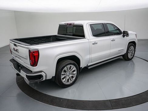 Used 2021 GMC Sierra 1500 Denali w/ Denali Ultimate Package AWD/4WD image 5