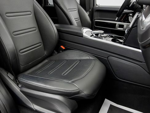 Used 2022 Mercedes-Benz G 550 w/ Exclusive Interior Package image 35