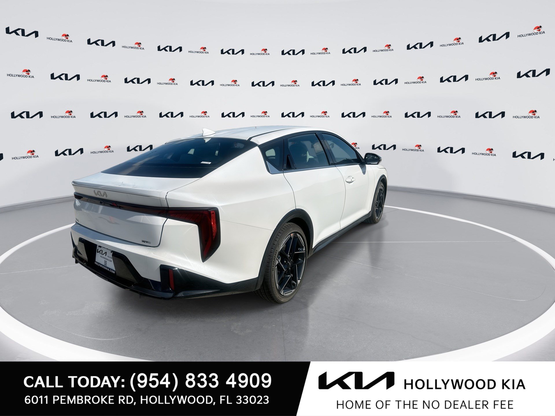 New 2026 Kia K4 GT-Line FWD image 8