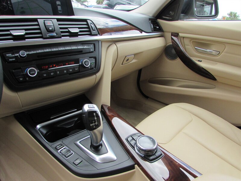 Used 2014 BMW 335i Sedan RWD image 15
