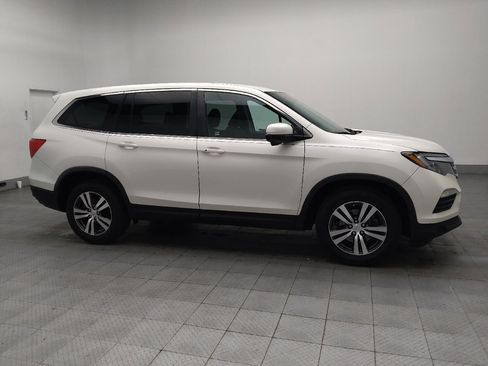 Used 2018 Honda Pilot EX image 11